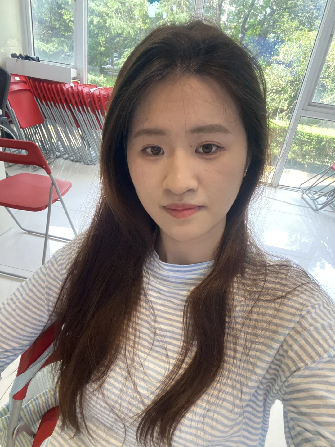00后应届生入职太平洋房地产培训的第一天