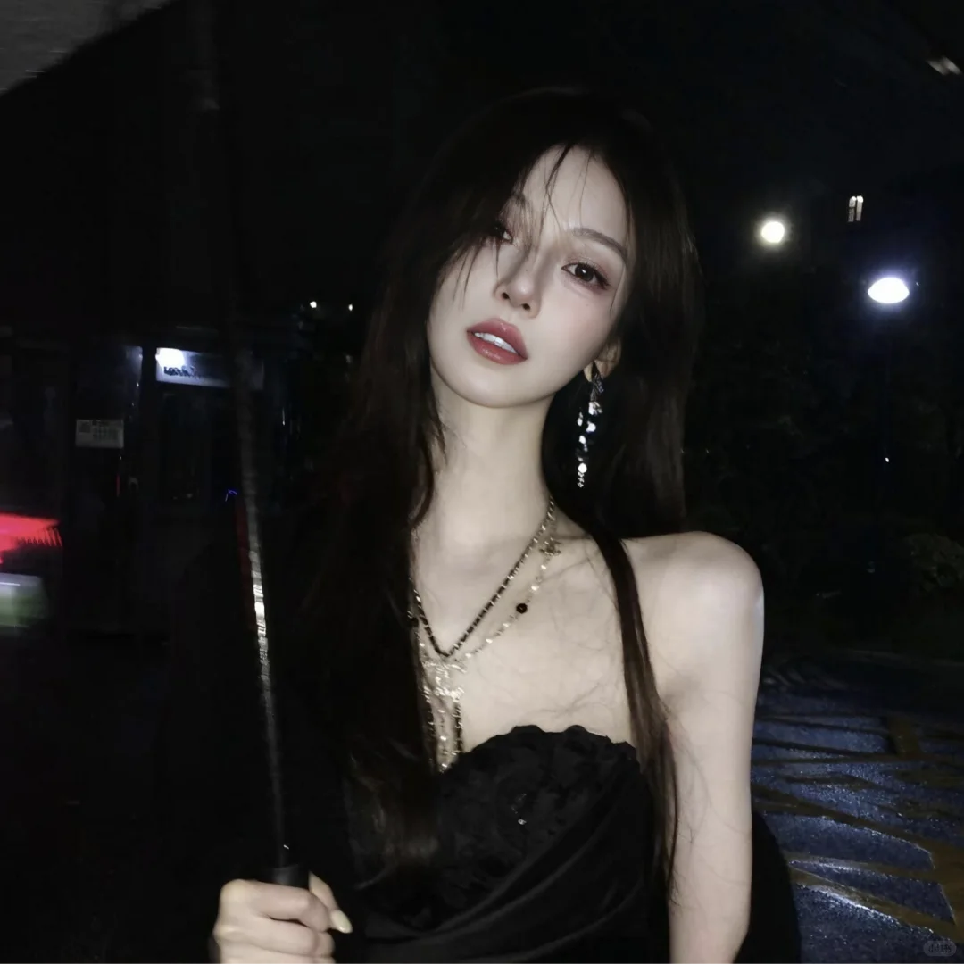 𝑾𝒆𝑪𝒉𝒂女头｜冷御感