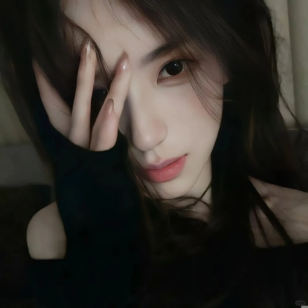 𝑾𝒆𝑪𝒉𝒂女头｜冷御感