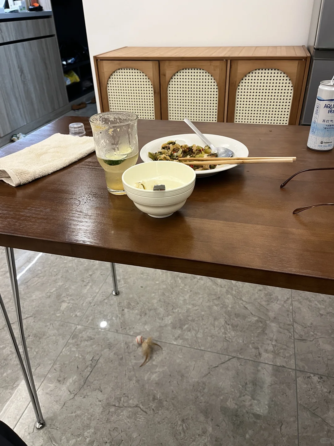 好喜欢我的新餐桌！