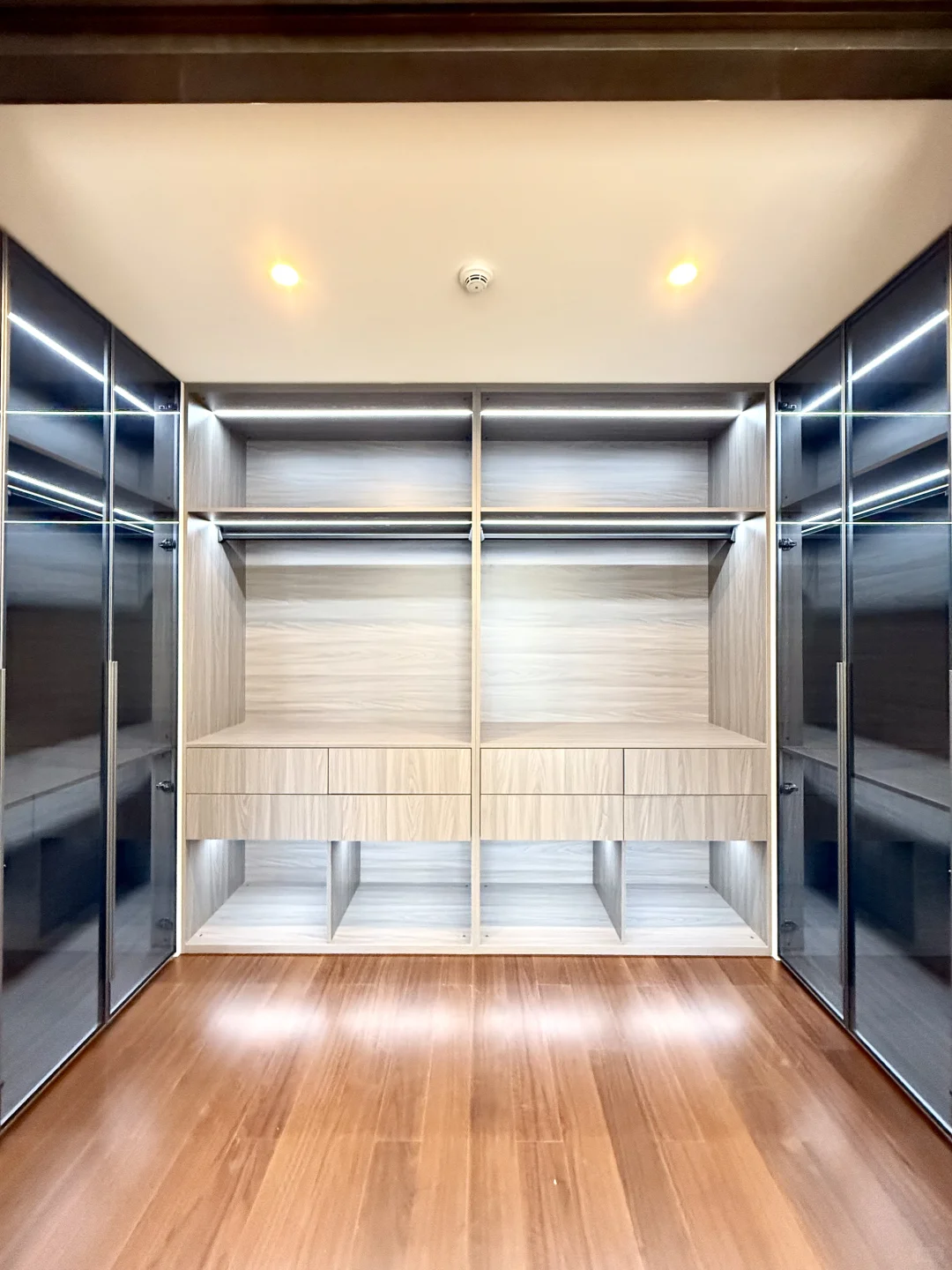 钱江新城｜钱二251 m²江景大平层出租‼️