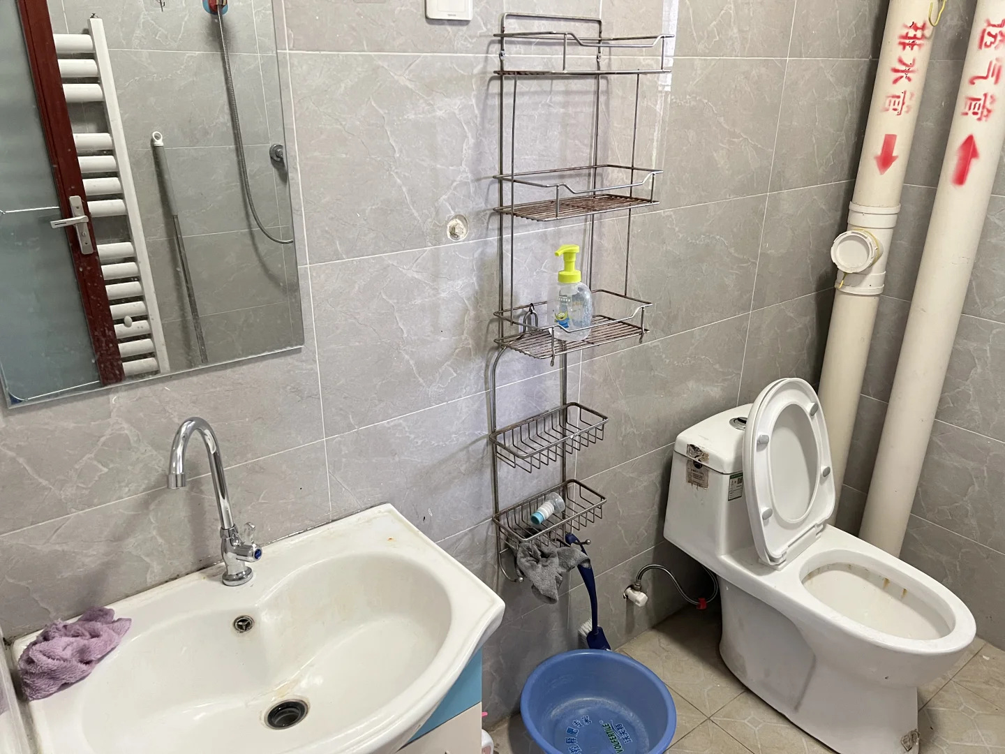 章丘房屋出租。我是房东，1100元。