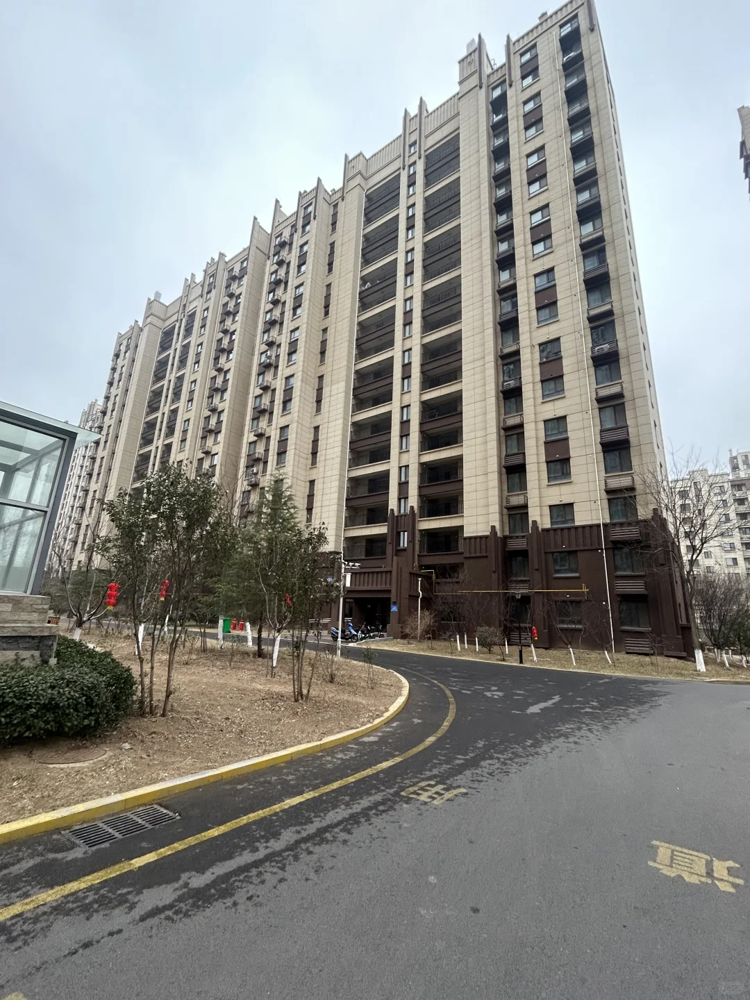 章丘房屋出租。我是房东，1100元。