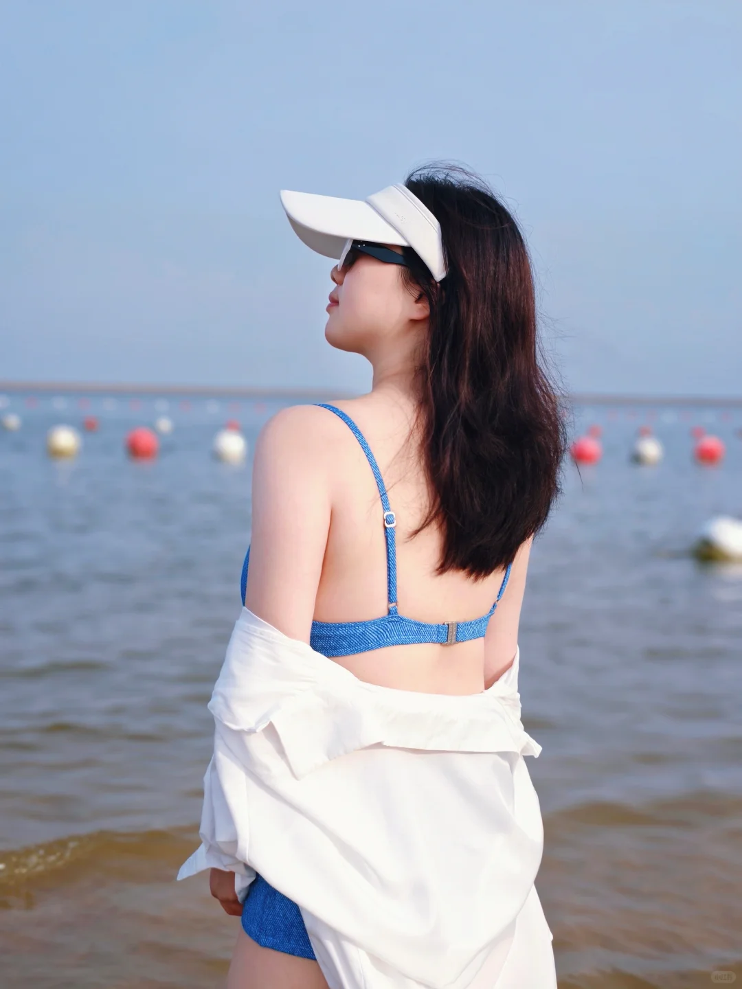 海边无数次，👙比基尼第一次
