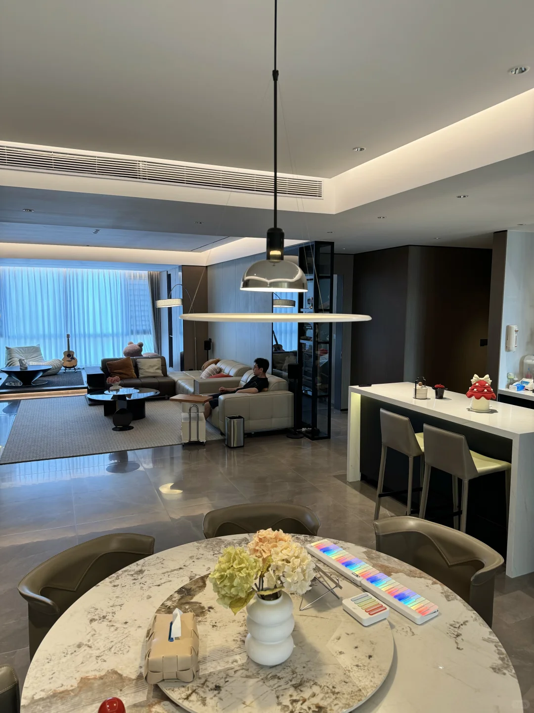 215 m²意式大平层🏠还是大房子好住！