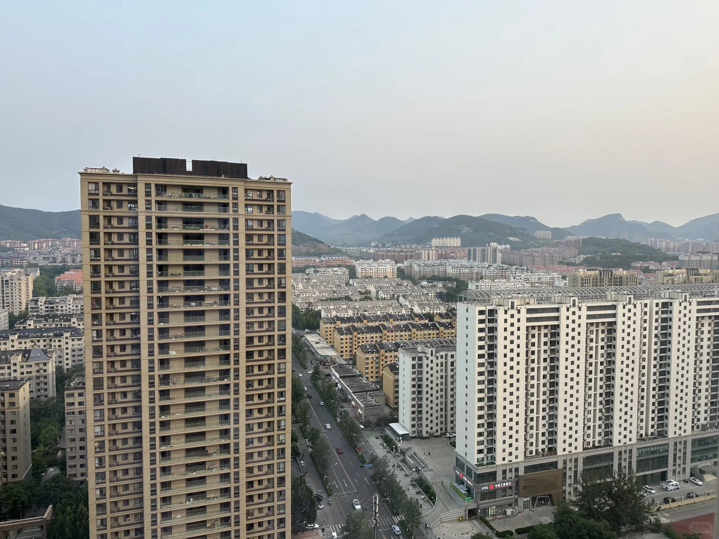 万象城旁新房出租