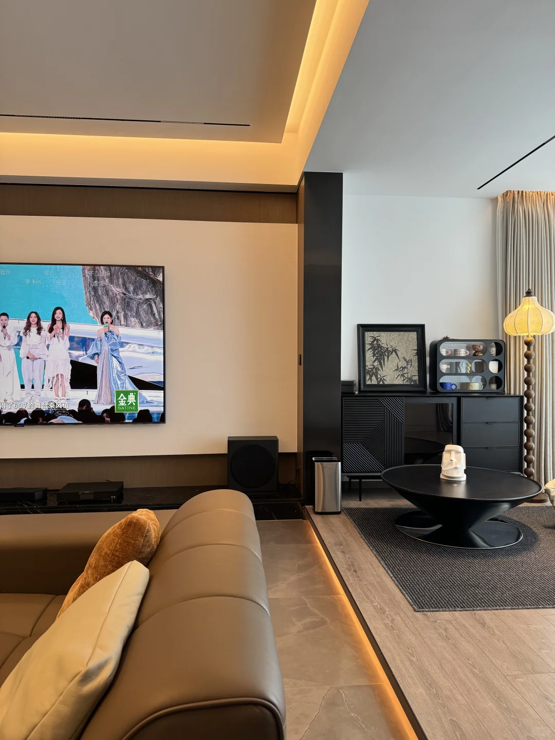 215 m²意式大平层🏠还是大房子好住！