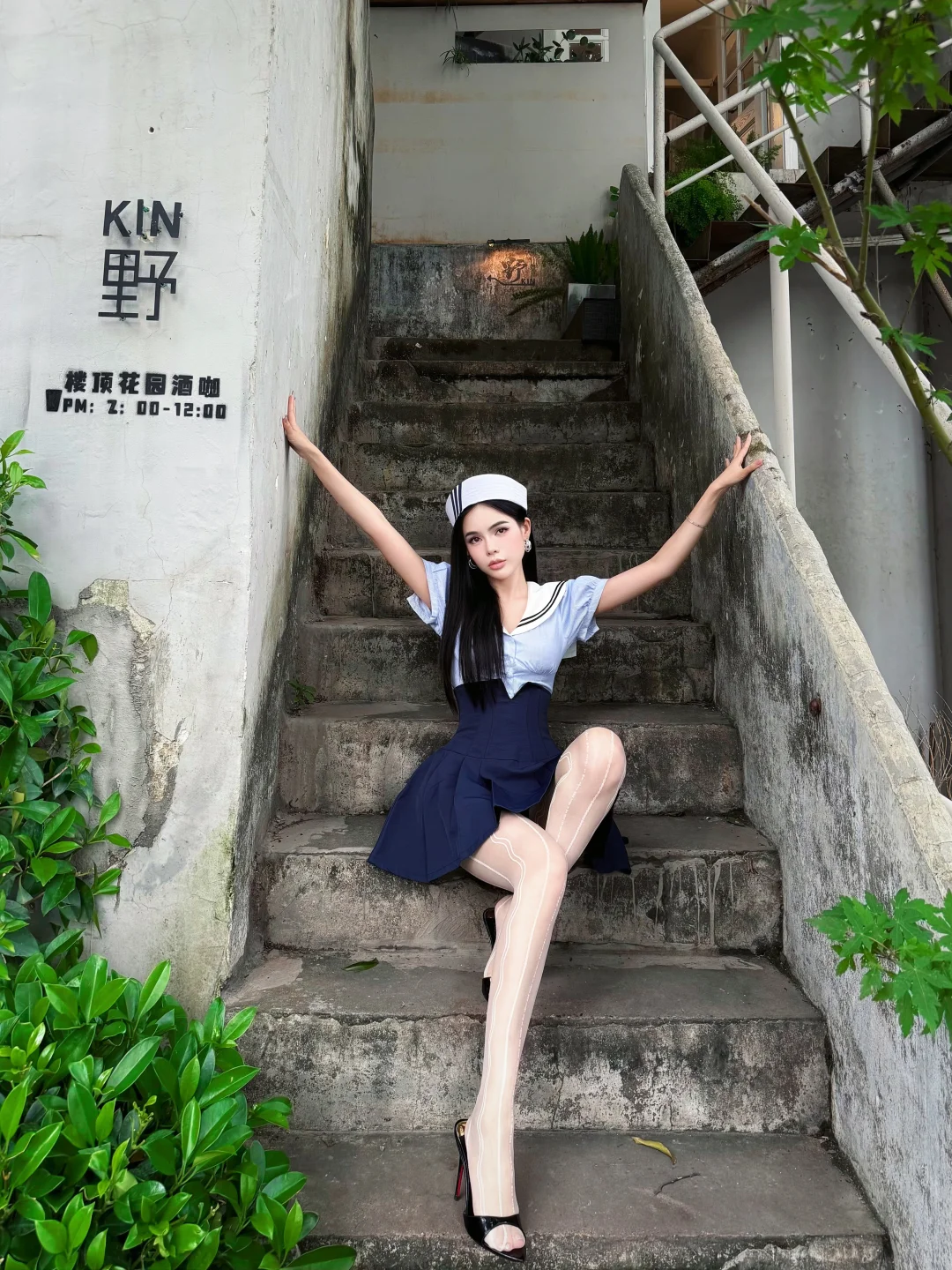 一定要黑丝吗？白丝可以嘛？