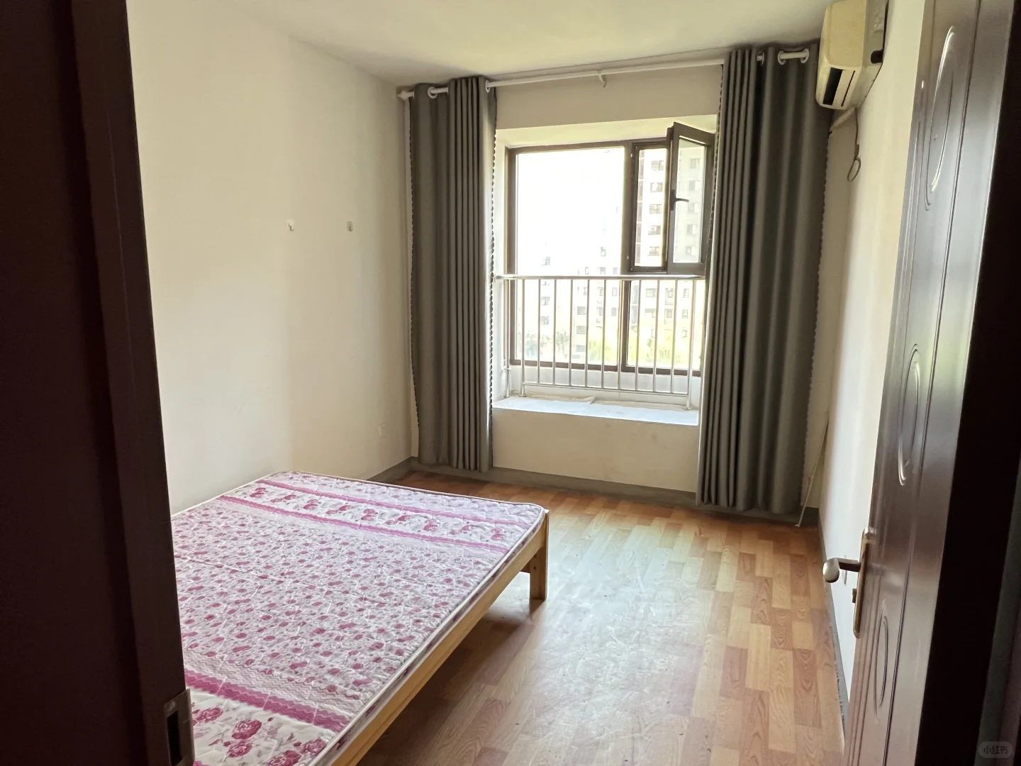 章丘房屋出租。我是房东，1100元。