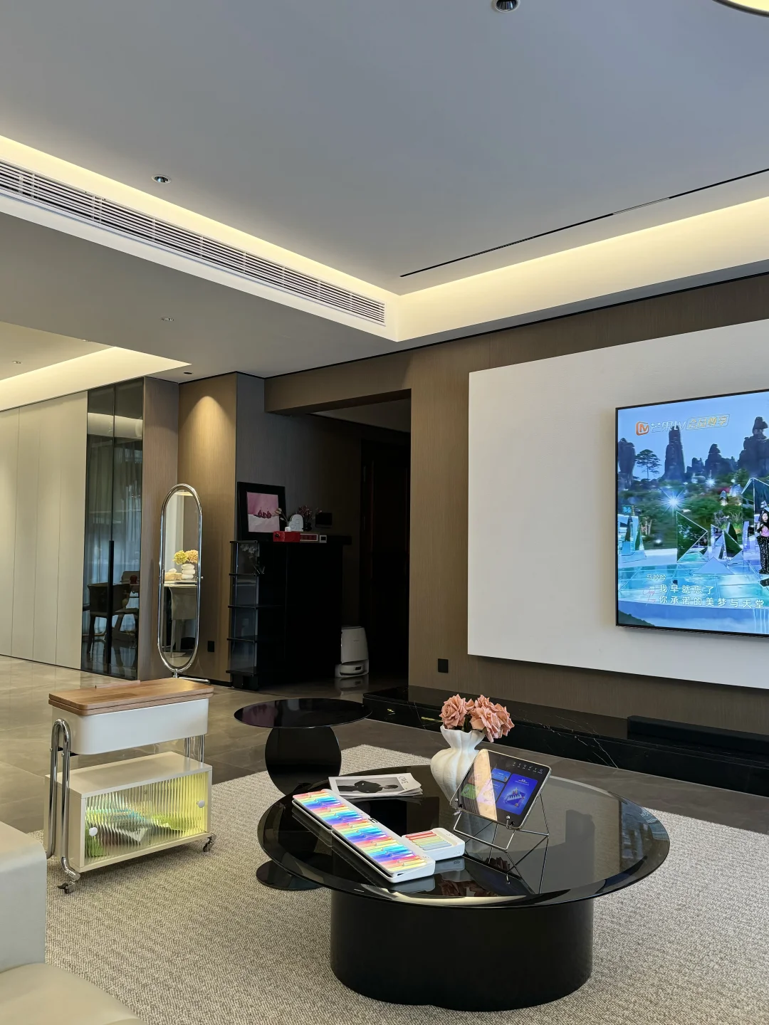 215 m²意式大平层🏠还是大房子好住！