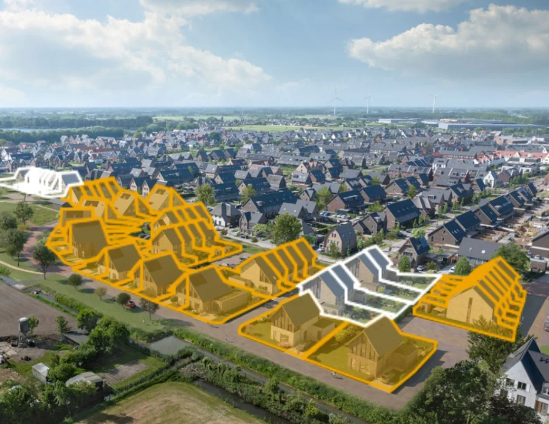 🇳🇱乌特南郊区高速交叉口新房出售