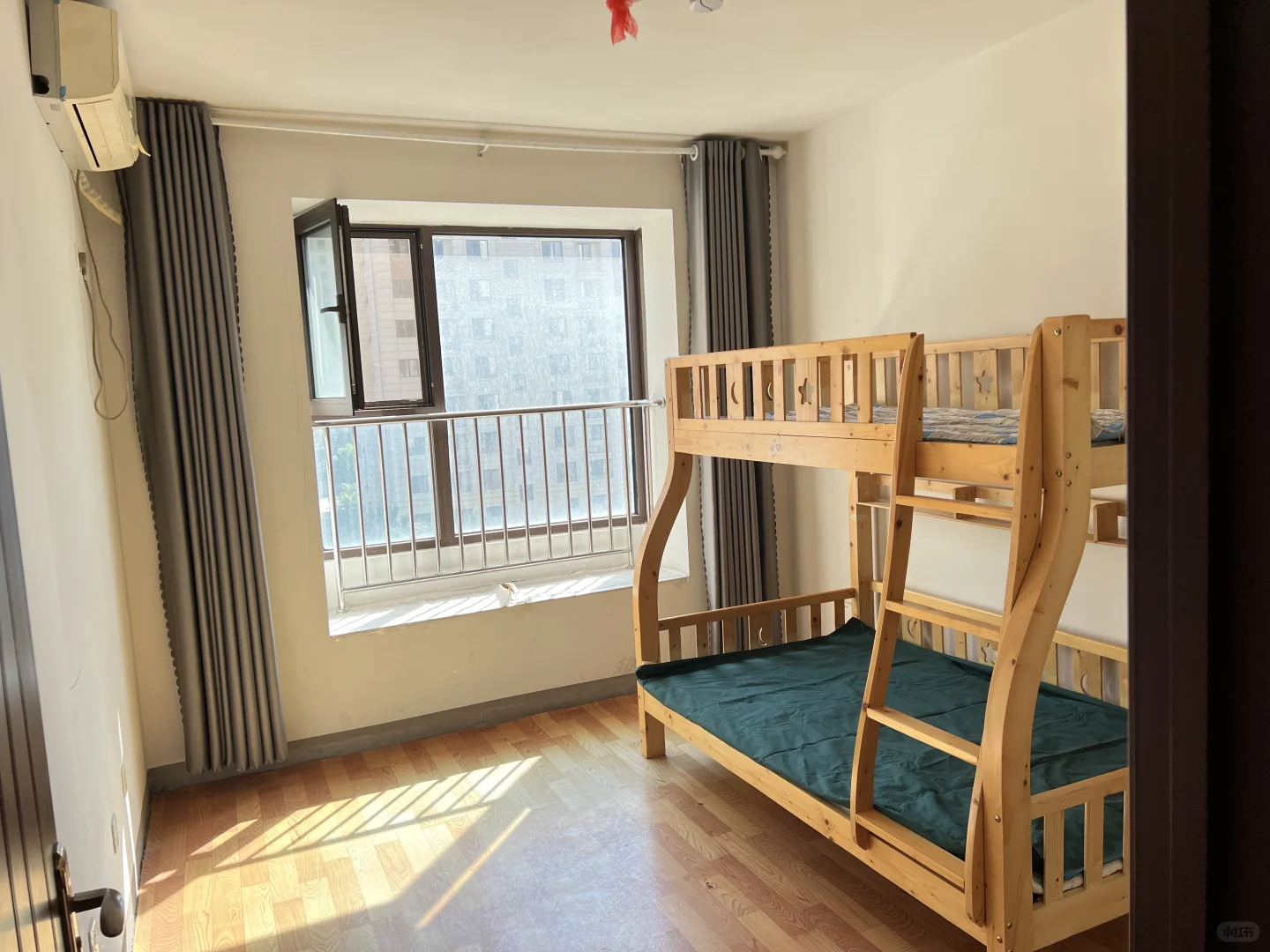章丘房屋出租。我是房东，1100元。
