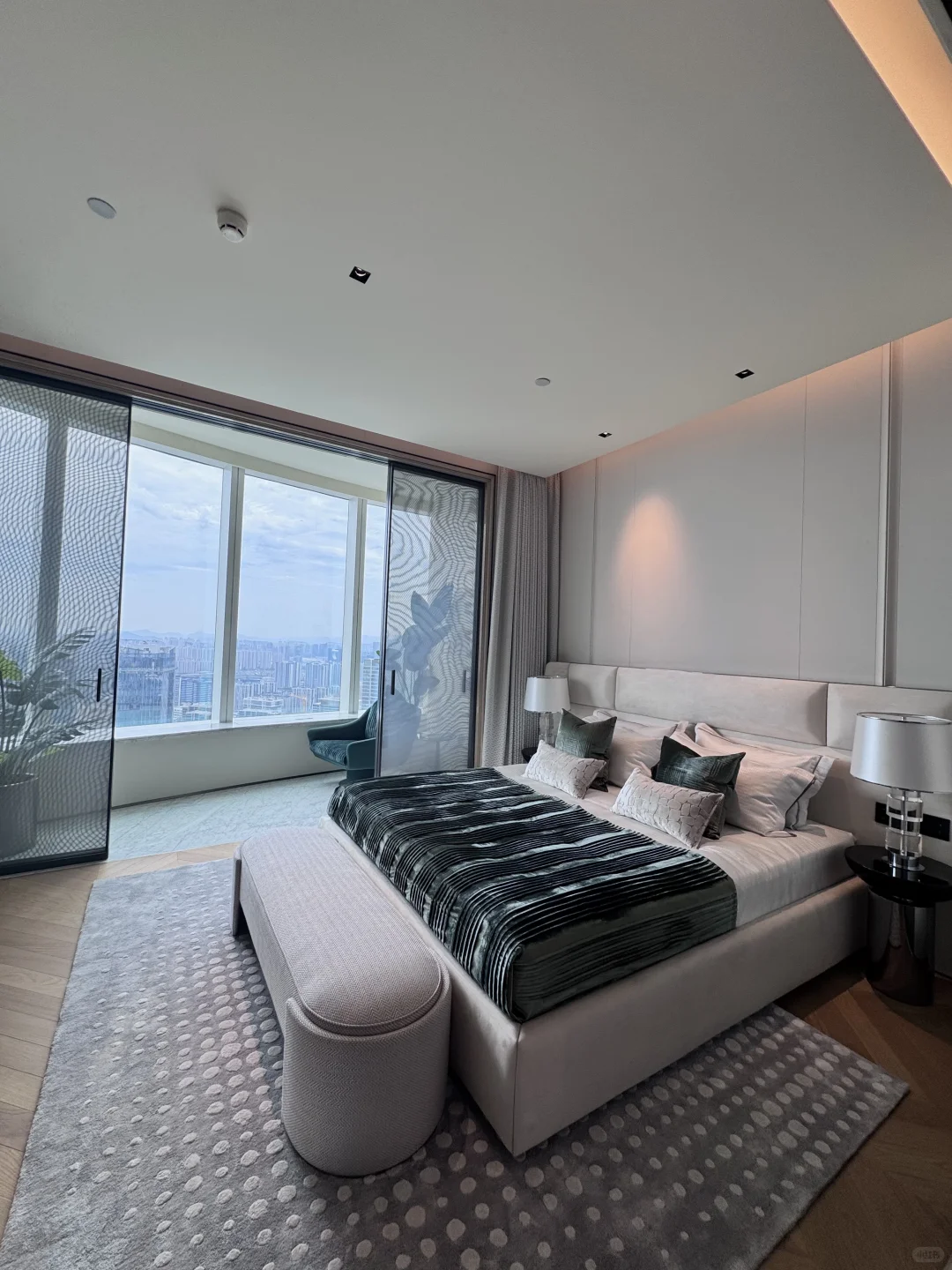 杭州地标建筑之上的家🏠梦中情房竟在此间！