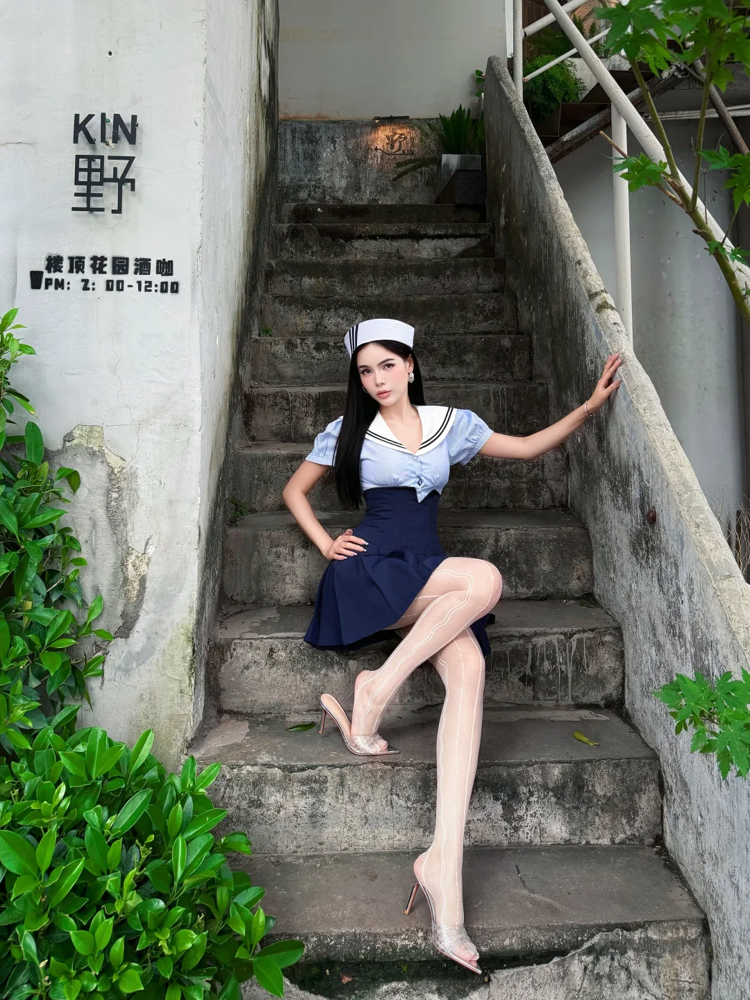 一定要黑丝吗？白丝可以嘛？