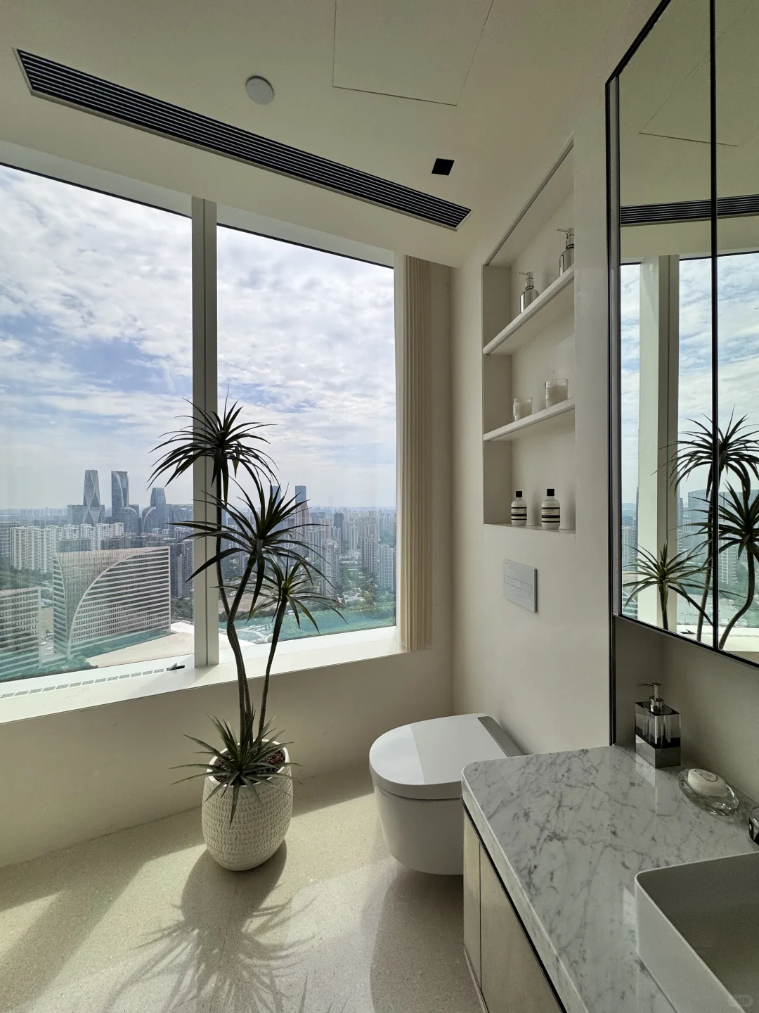 杭州地标建筑之上的家🏠梦中情房竟在此间！