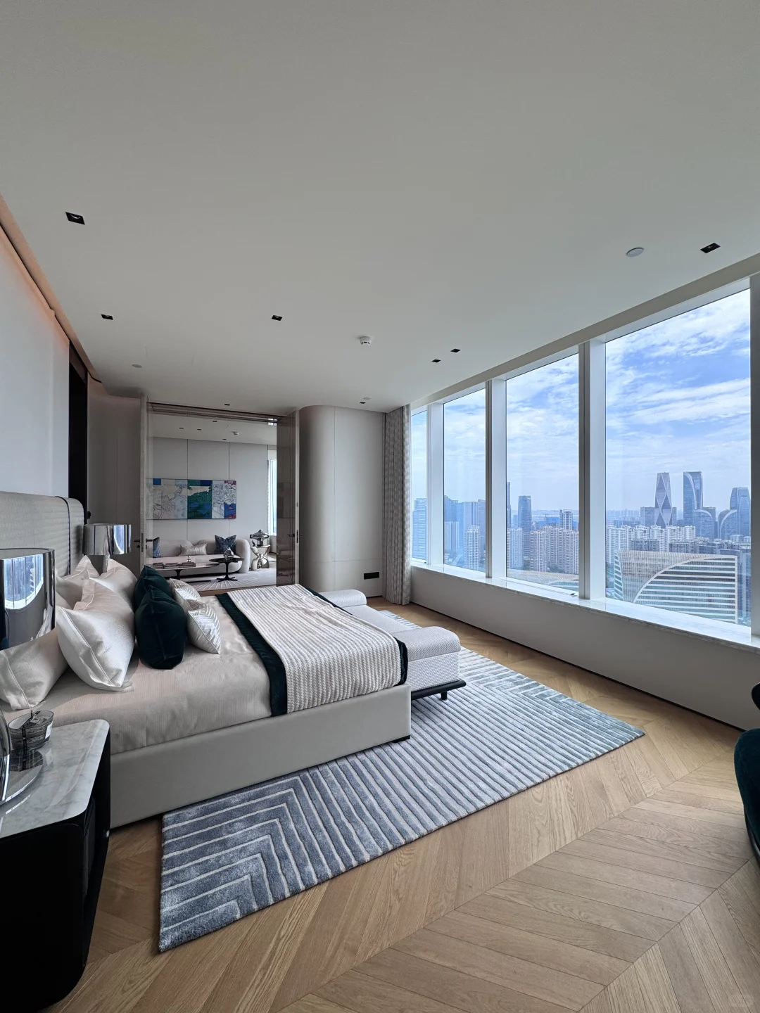 杭州地标建筑之上的家🏠梦中情房竟在此间！