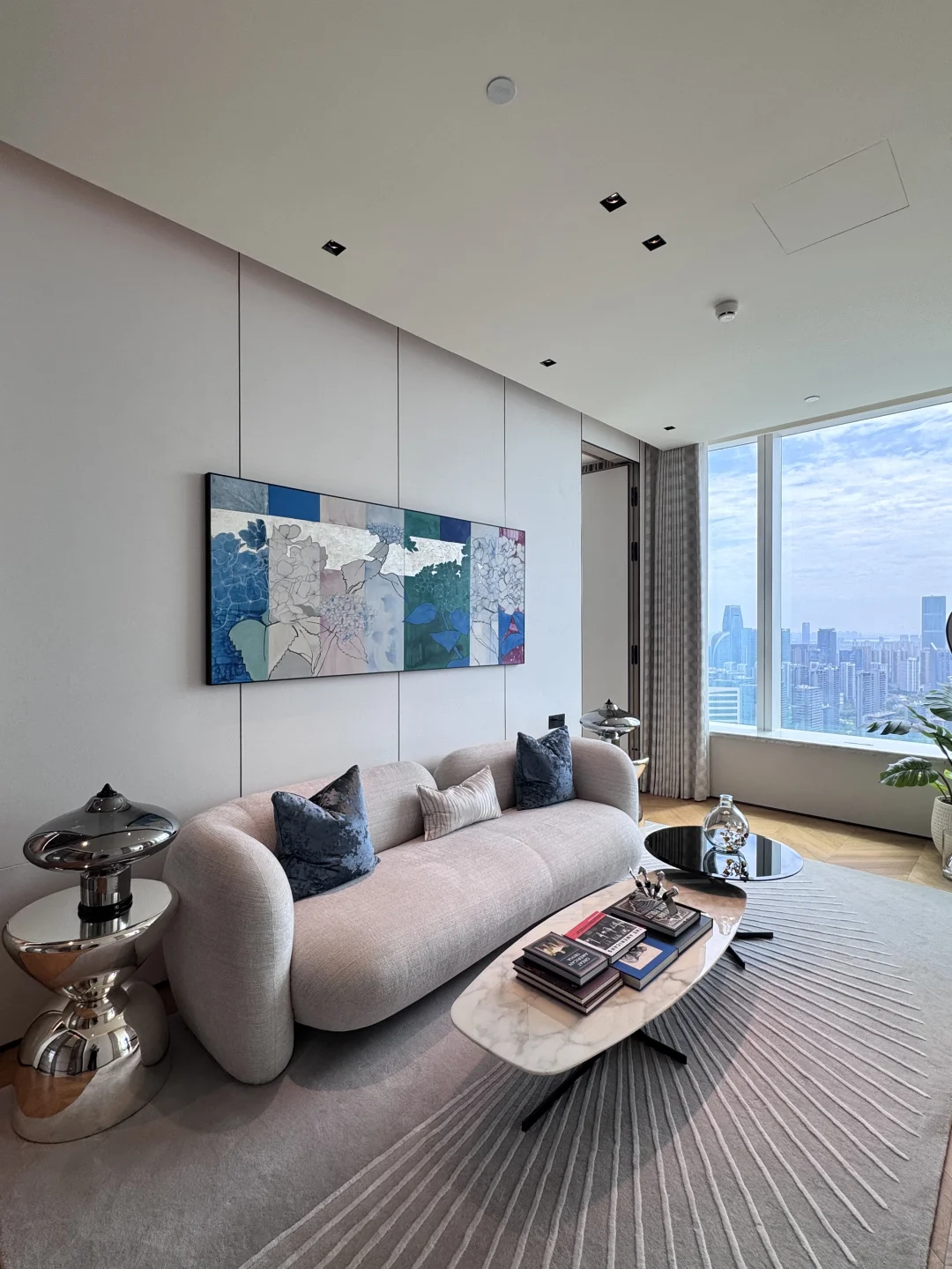杭州地标建筑之上的家🏠梦中情房竟在此间！