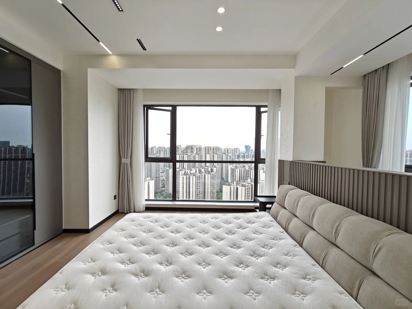 因工作变动，忍痛出售高新区住宅，喜欢的私