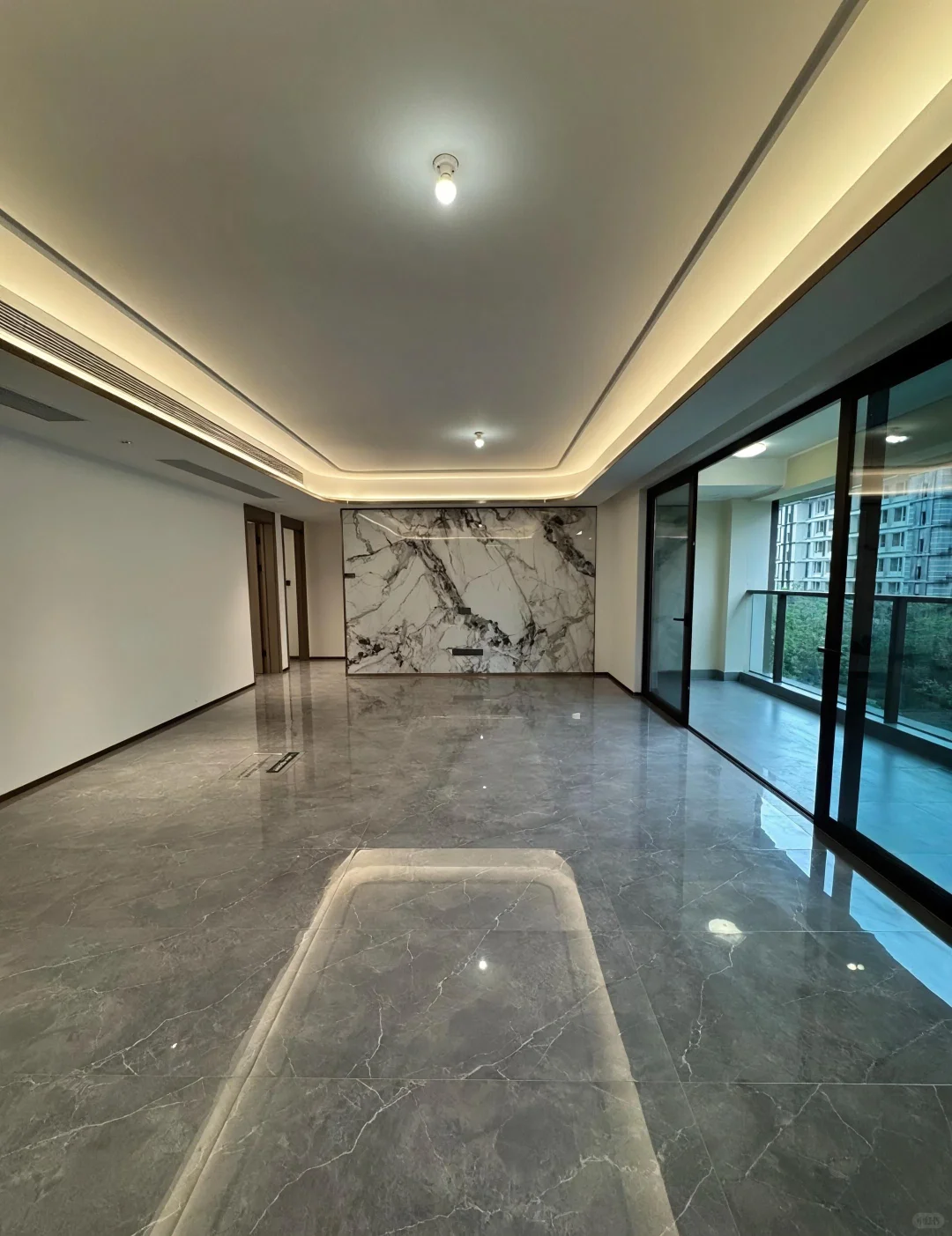 金牛国宾130㎡洋房套四250W 一梯一户带车位