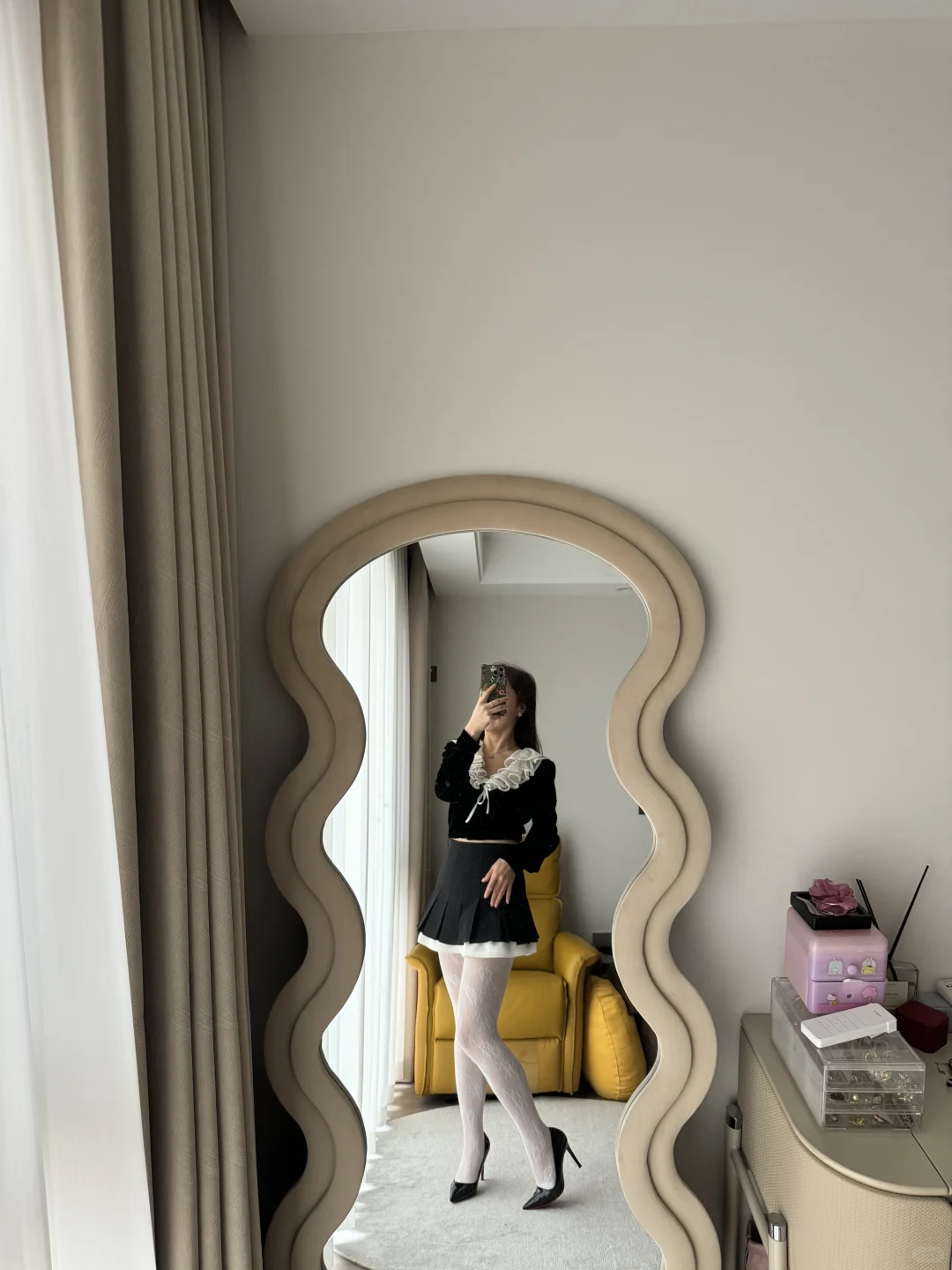 白色蕾丝袜的少女感