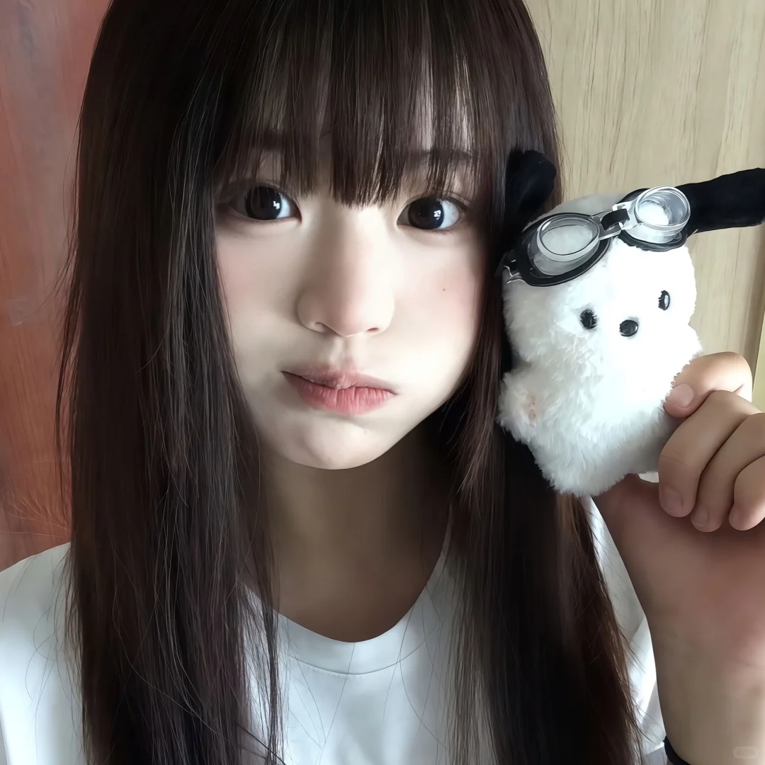 𝙒𝙚𝘾𝙝𝙖𝙩 可爱头像>ᯅ<