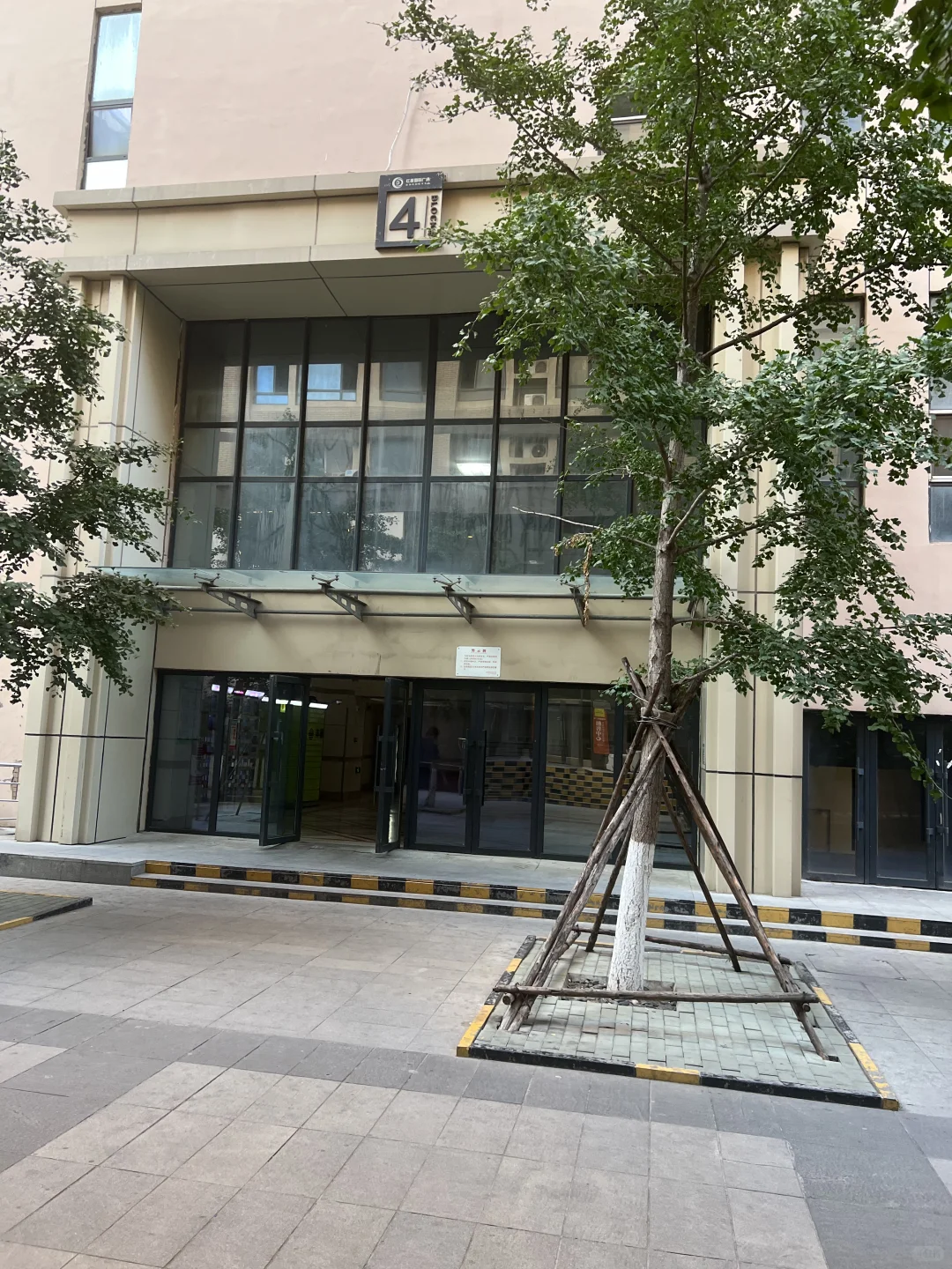 大连房子出售！本人房东哥谢谢