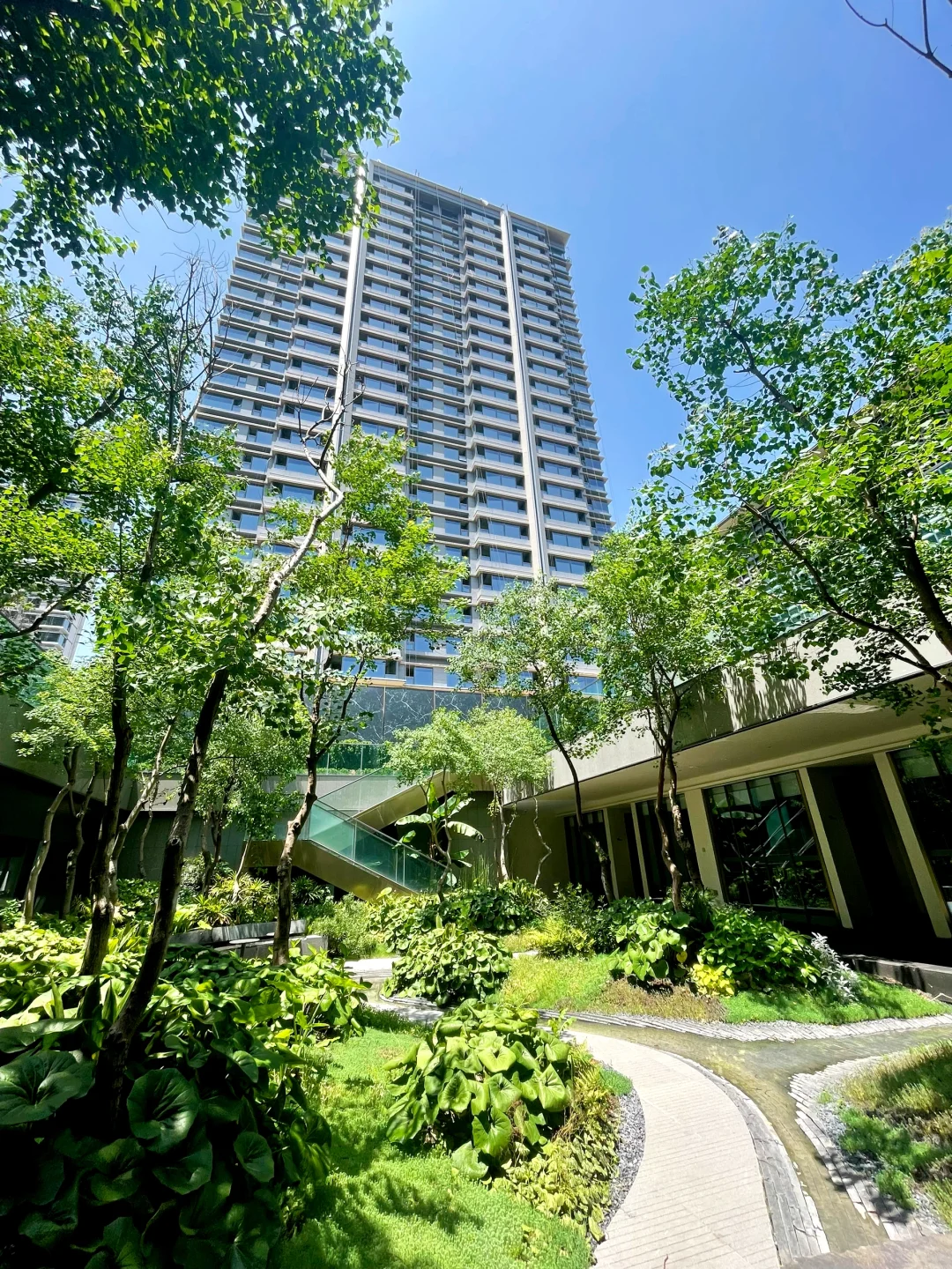 感谢南京楼市，降价6500/㎡，地铁口边户180万
