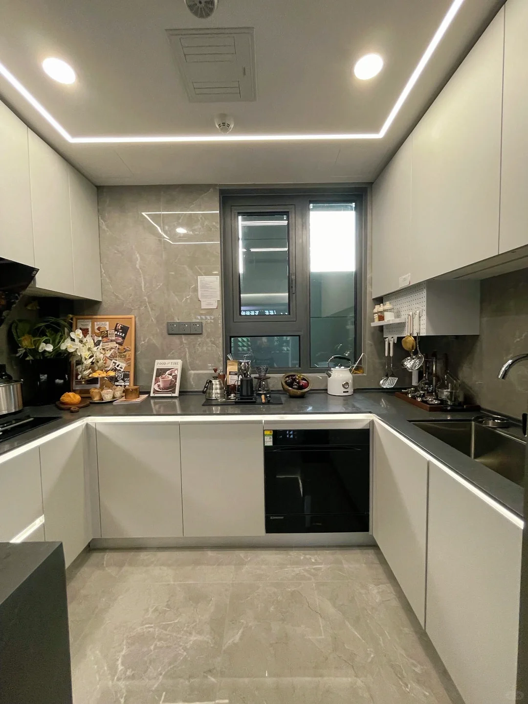 感谢南京楼市，降价6500/㎡，地铁口边户180万