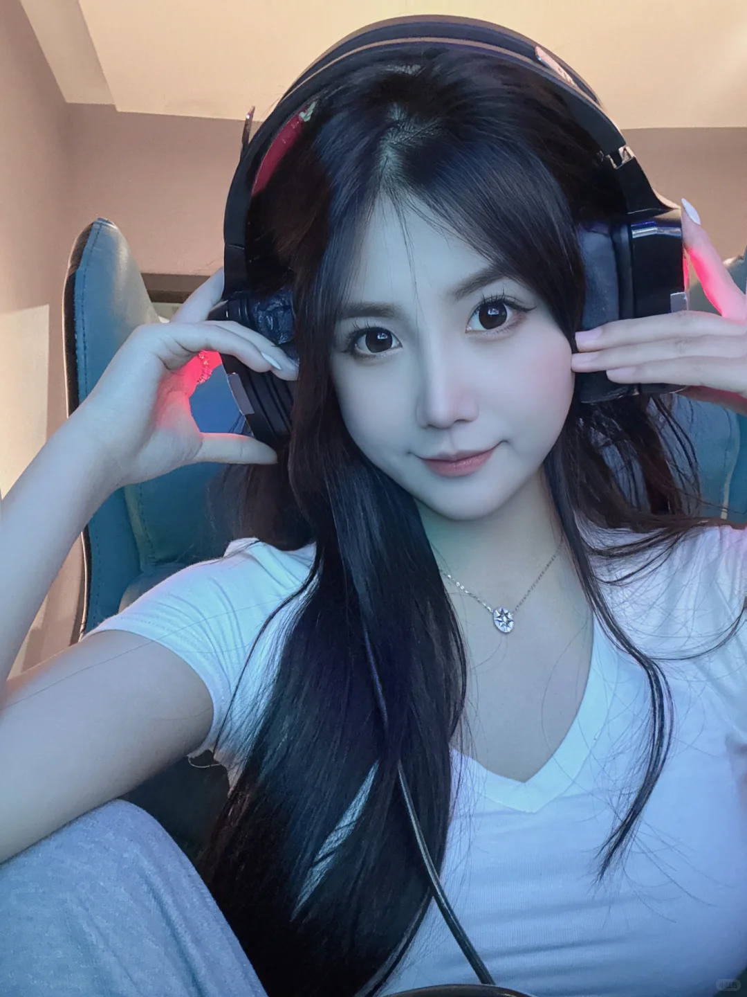 网瘾少女来啦