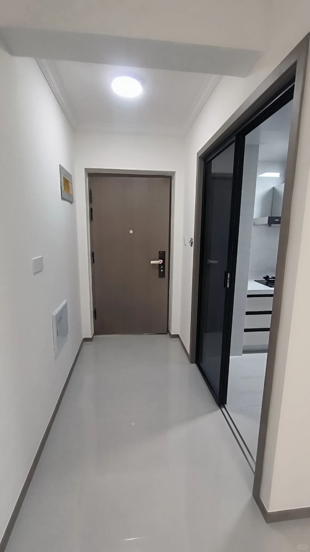 自住房子首次出租两室两厅一厨一卫