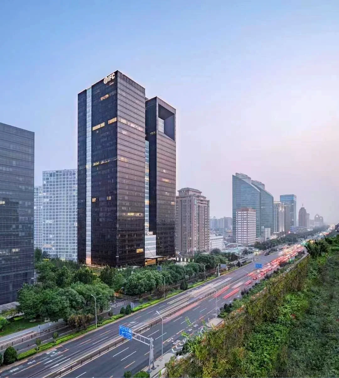 这建筑还真的挺有未来感的？国际财源中心？