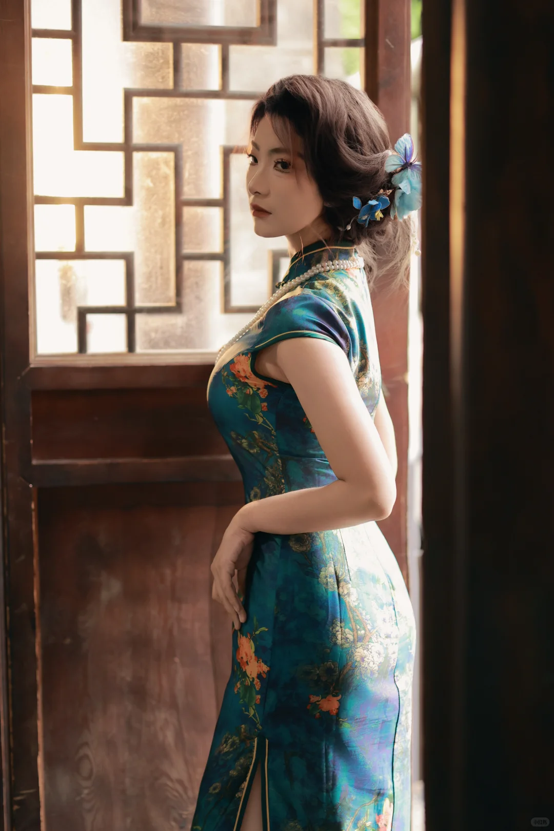 是旗袍，是艺术，是诗情画意