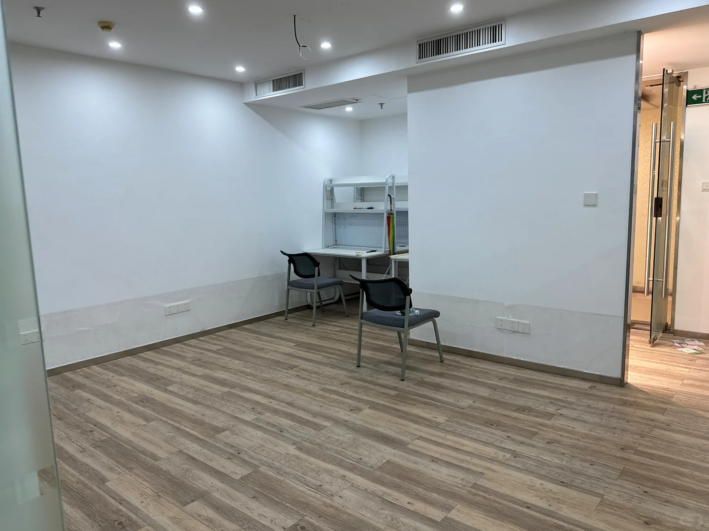 体育西路，津滨腾越大厦，房东直租写字楼，