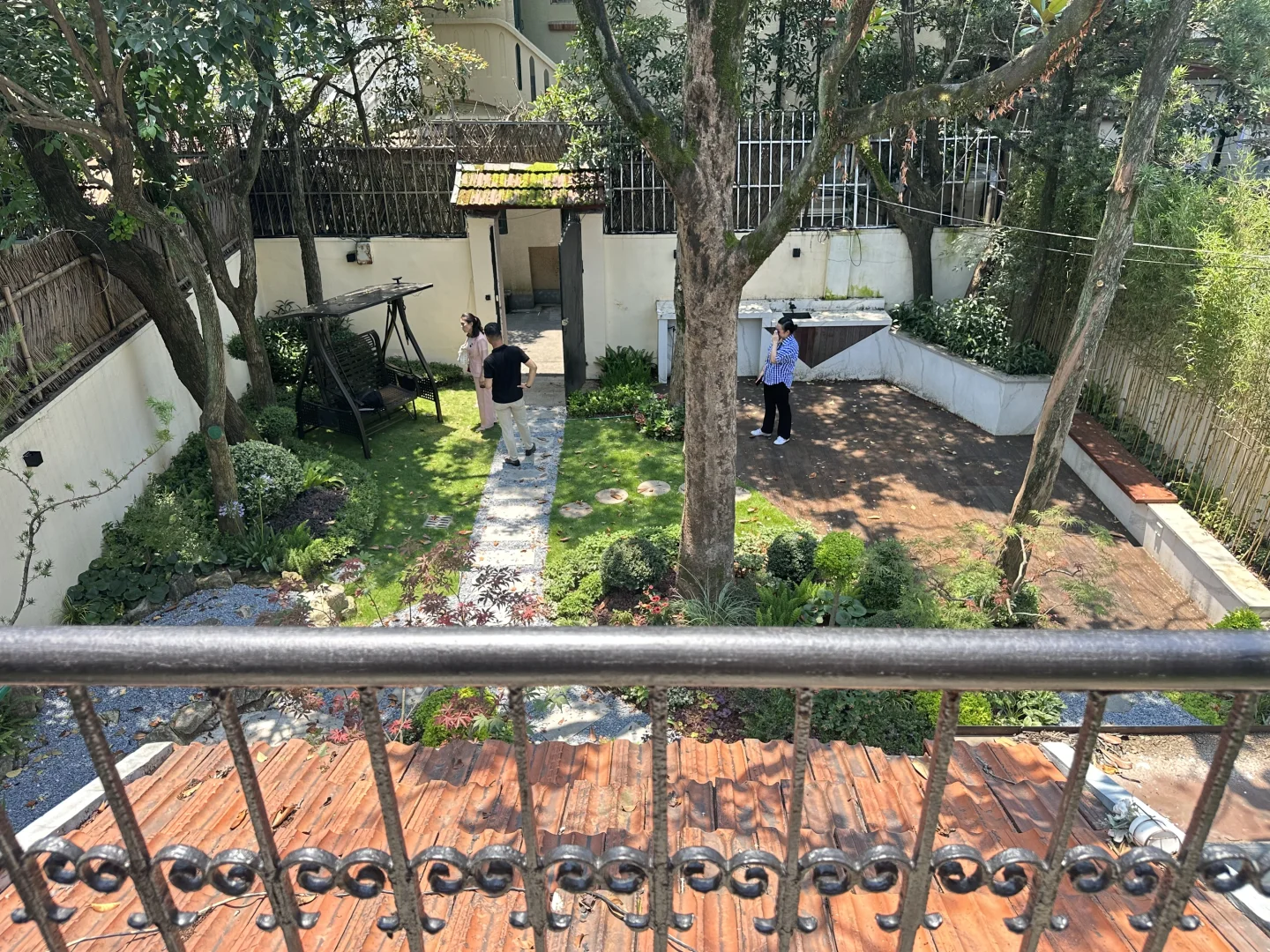 高邮路独栋四面临空老洋房高知份子秘境花园
