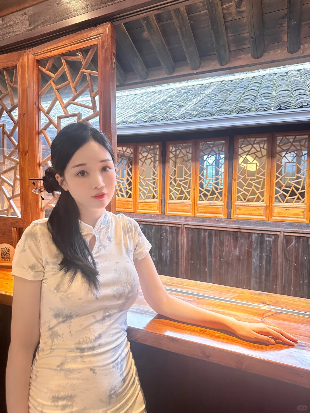 旗袍穿搭｜长脸VS圆脸 ❓怎么选旗袍