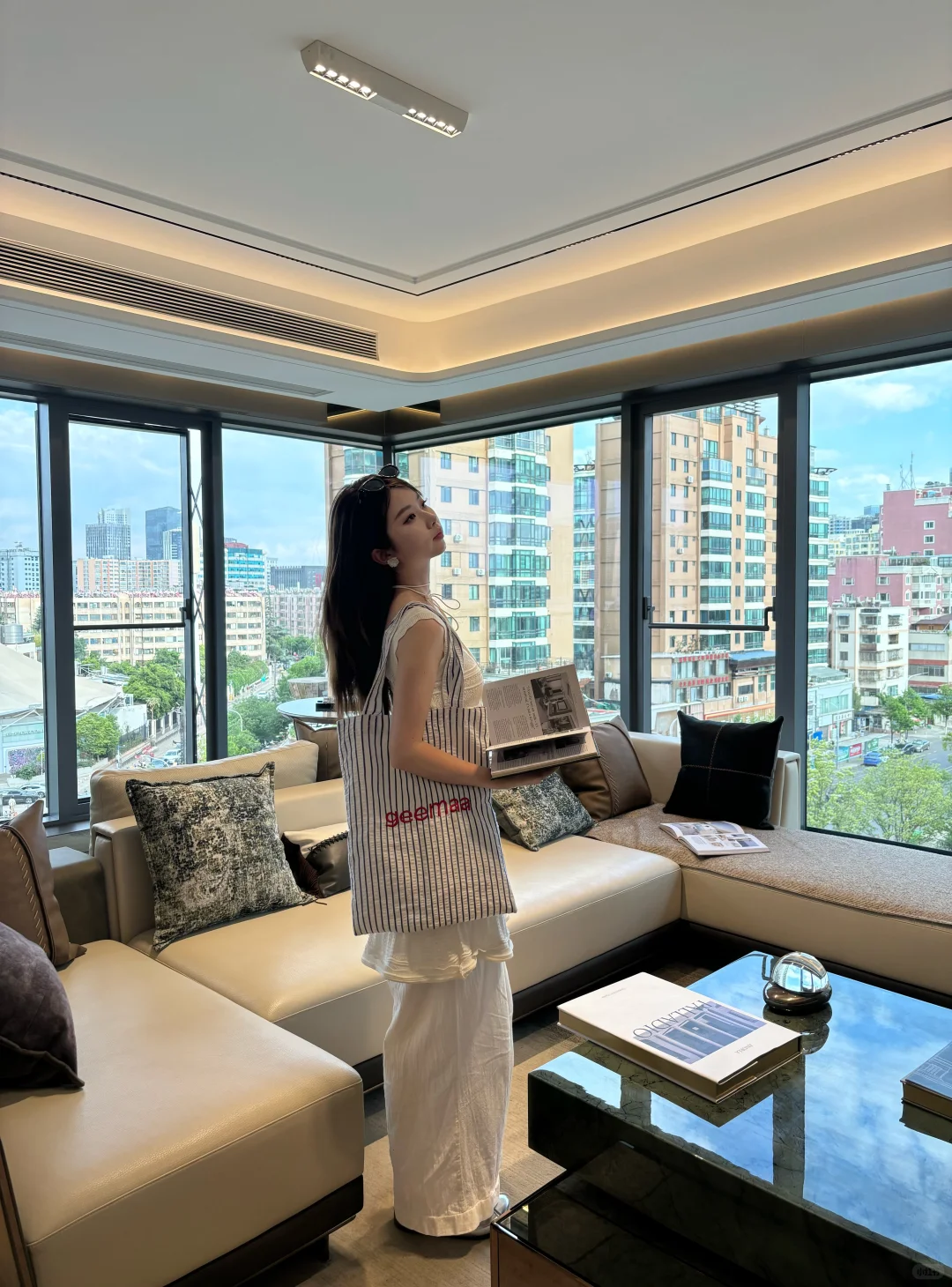 📕00后女生 看房的一天