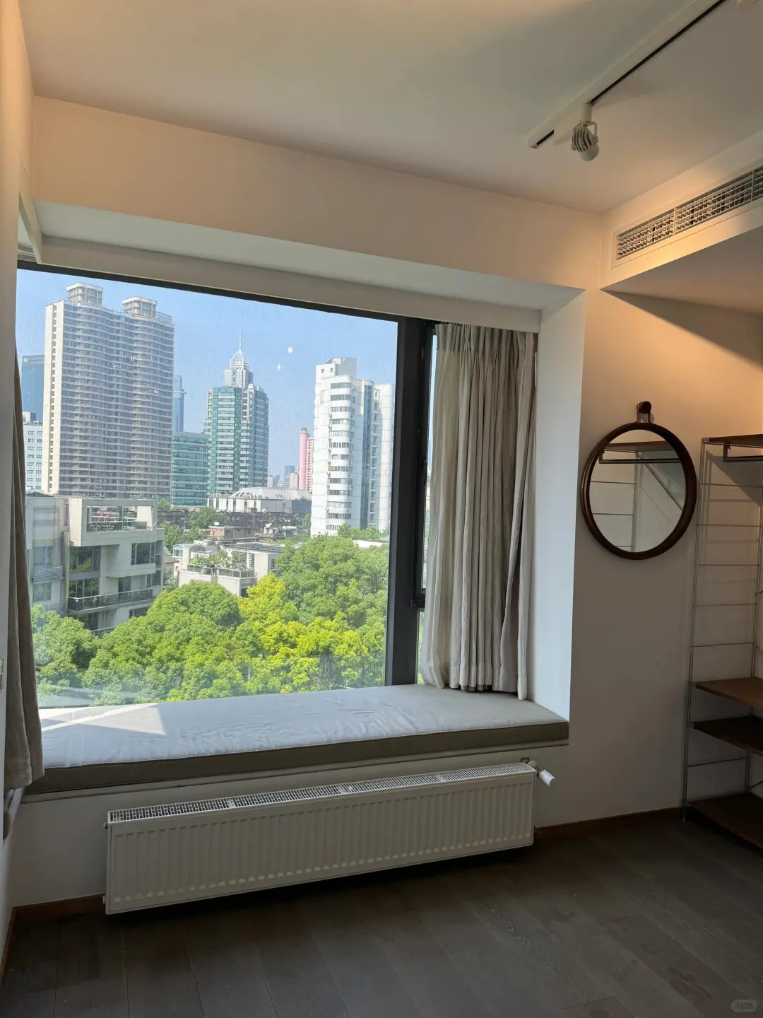 上海静安区，85㎡，48万，急售，不议价！