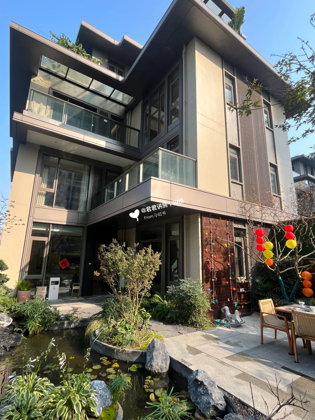 江南区合院220万，143平地上4层，地下2层实得