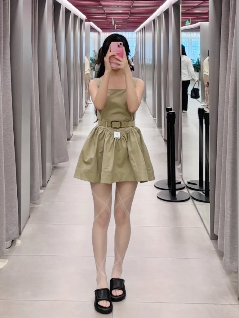 白丝好美！