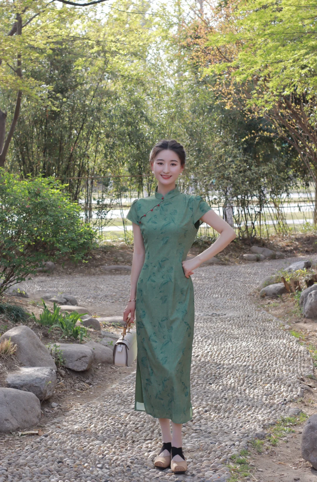 一周旗袍🈴集 | 穿上旗袍的夏天才完整📿