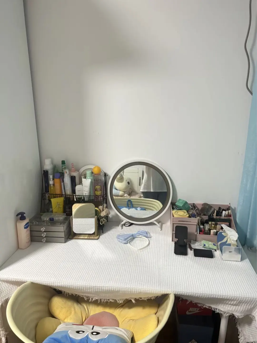 四室一厅 主卧 带阳台 独立卫生间 限女生