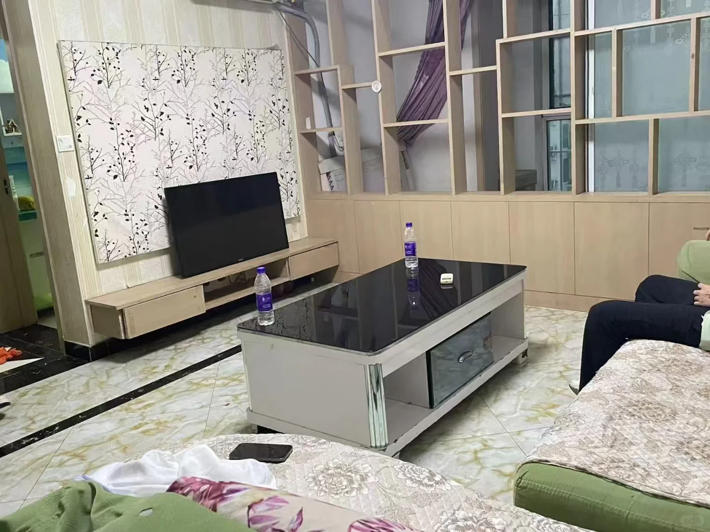 两套房子，该租哪套