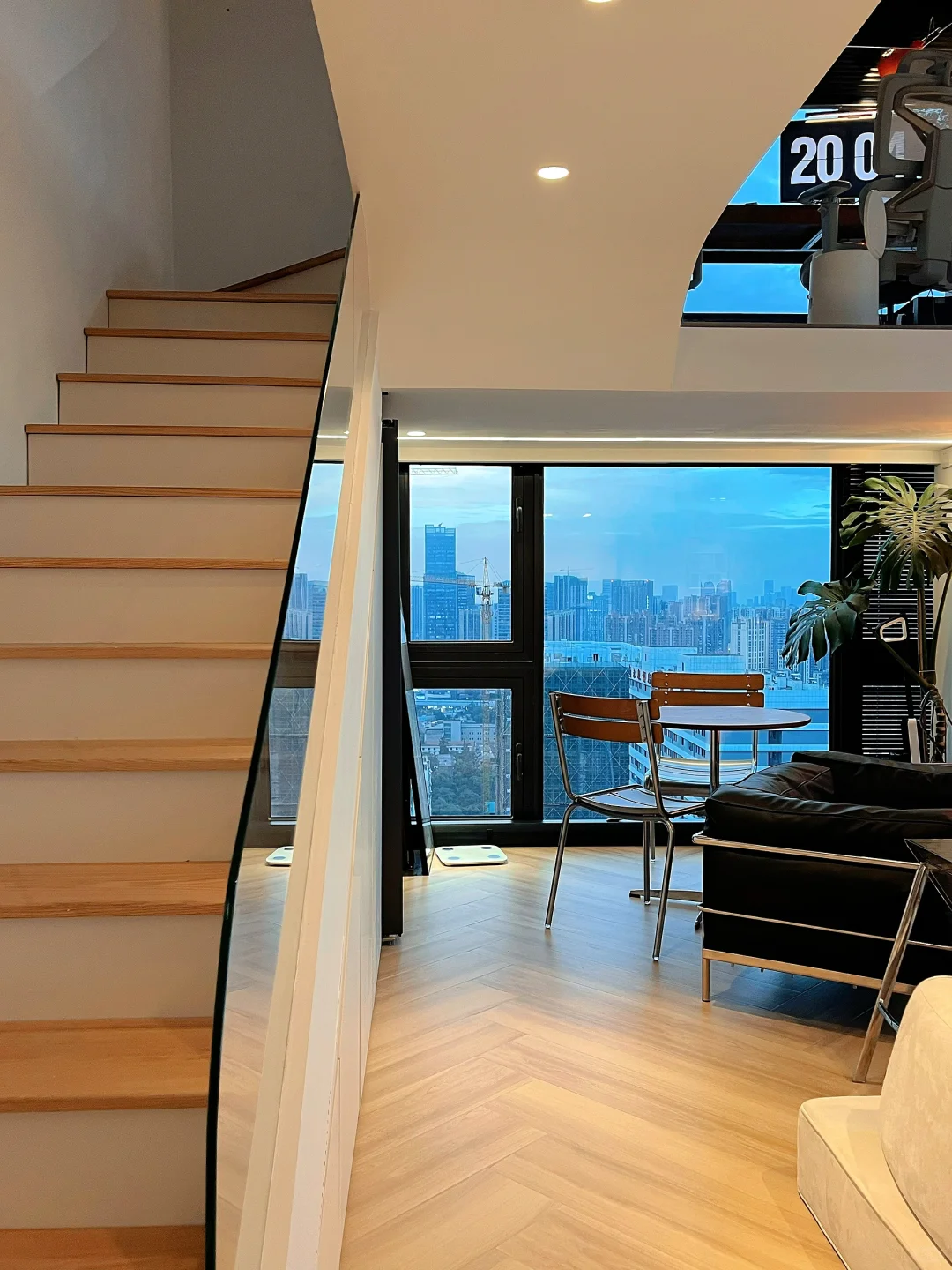 有一个40平双面采光的loft🏠是怎样的体验？