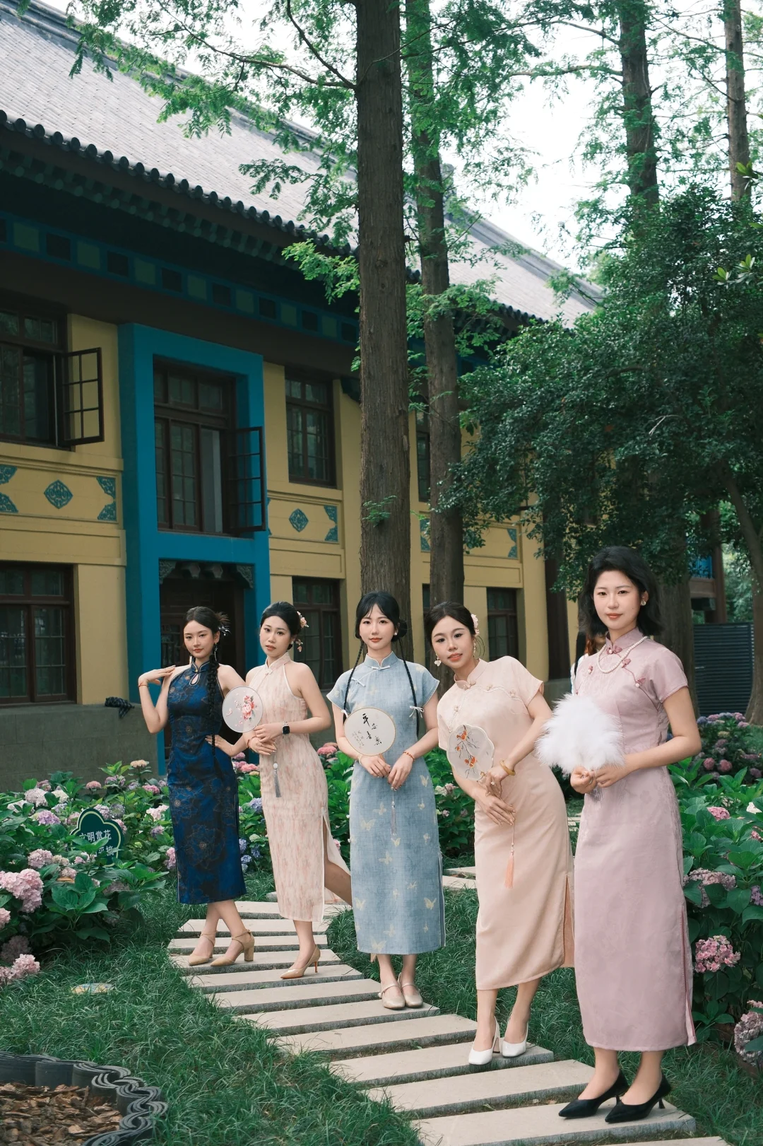 南师大|最适合拍旗袍毕业照的学校出现了