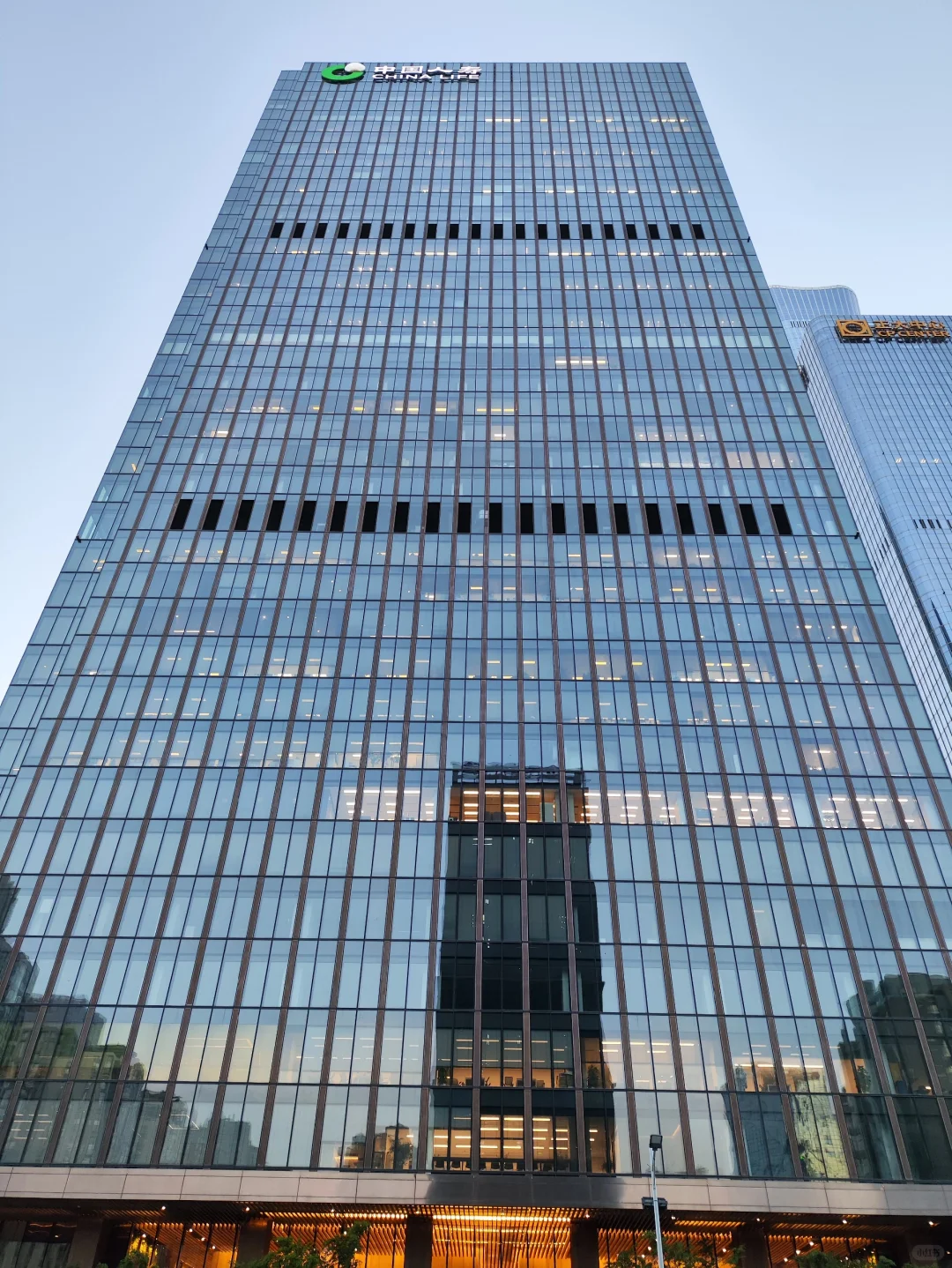 CBD方方正正的建筑 国寿金融中心