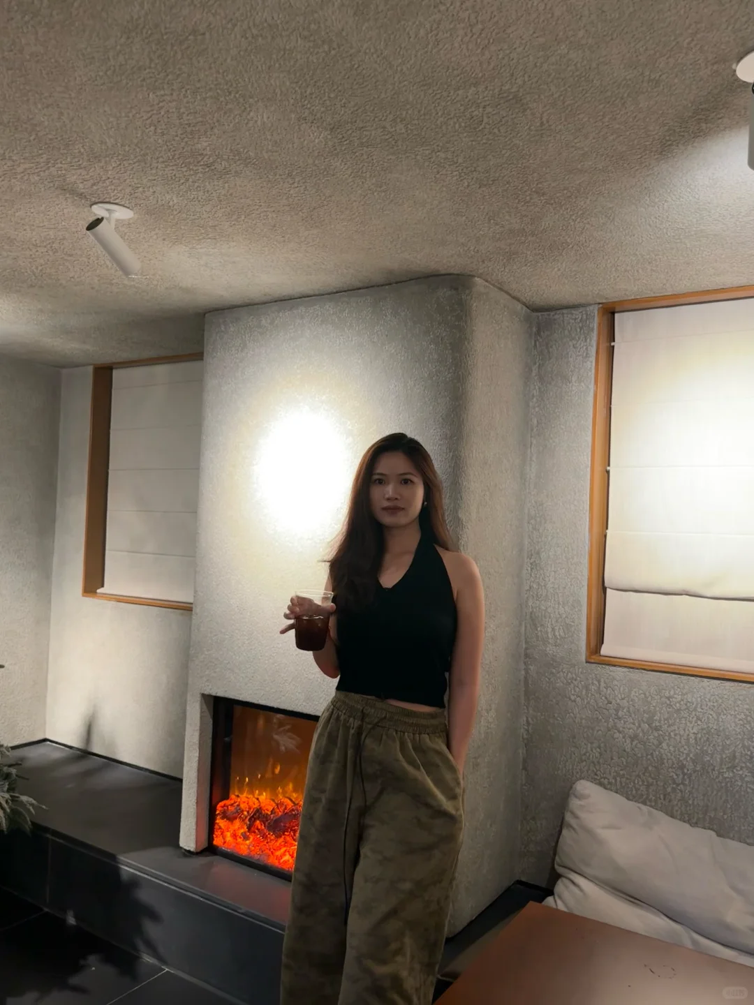 每当别人猛夸我好看的时候我总是很心虚