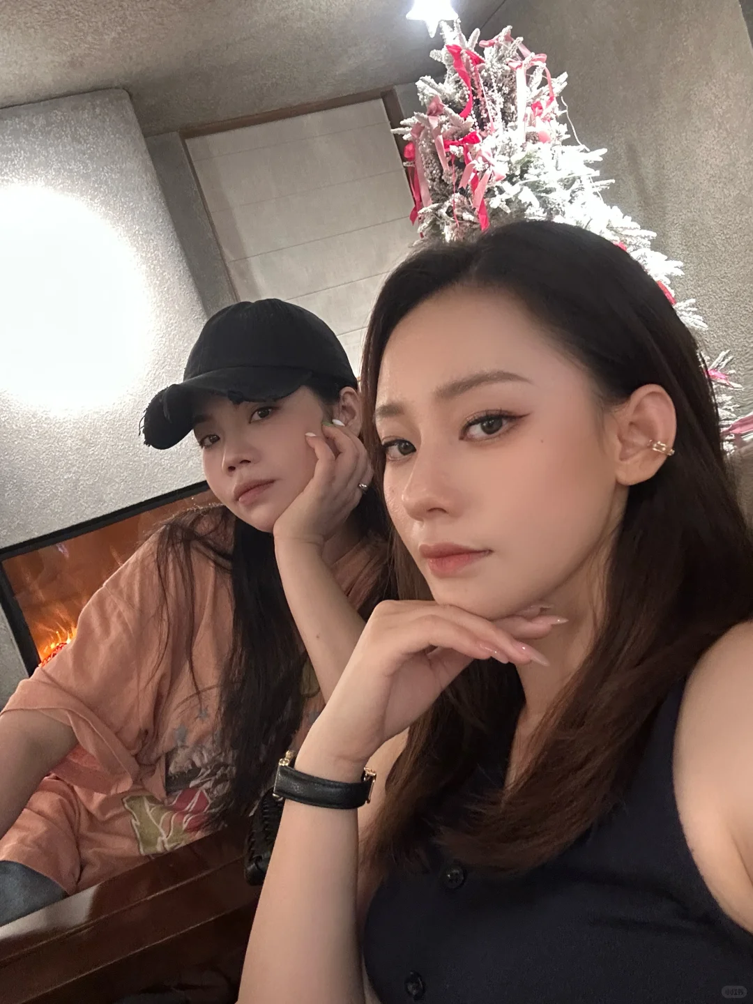每当别人猛夸我好看的时候我总是很心虚