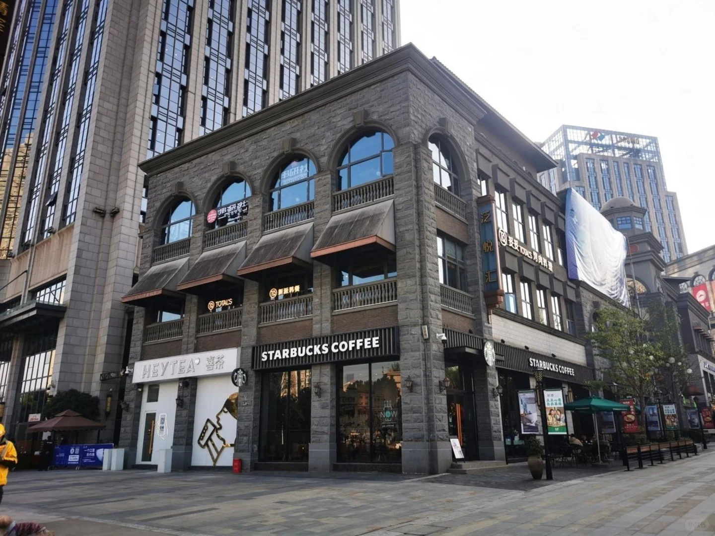 谁懂啊！前门地铁口的「养老小金库」