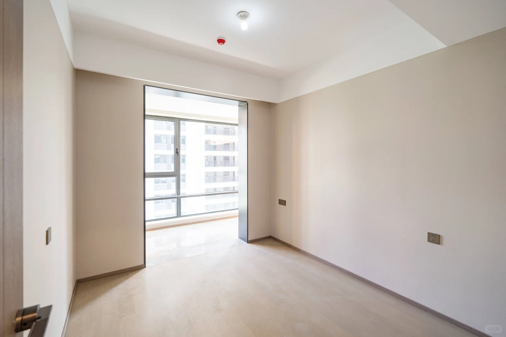 7月份能卖出去吗？等不起了，🏠全新未住