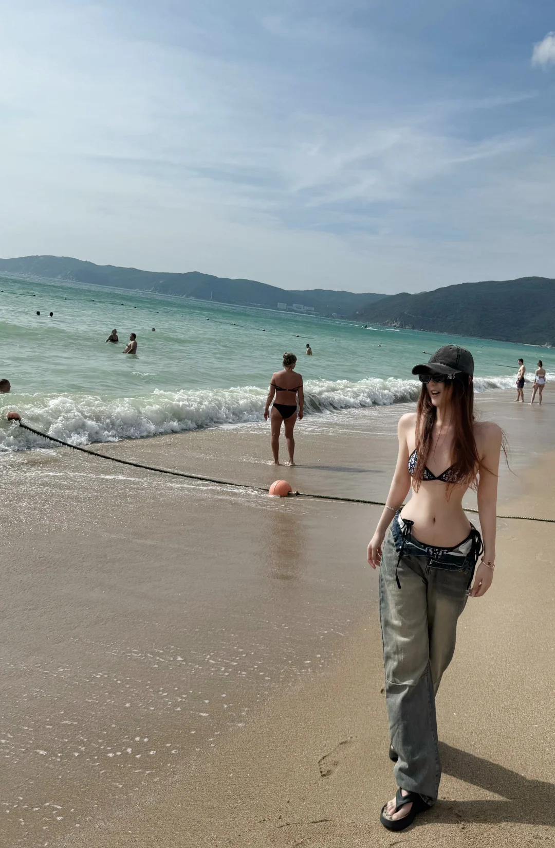 海岛穿衣自由,三亚正确打开方式是比基尼👙